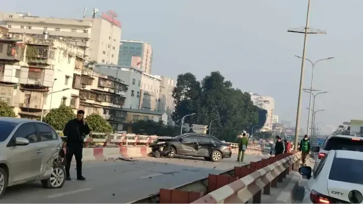 Nữ tài xế gây tai nạn liên hoàn, một người tử vong